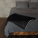 HEX AUTOMATA BLVCK THROW BLANKET