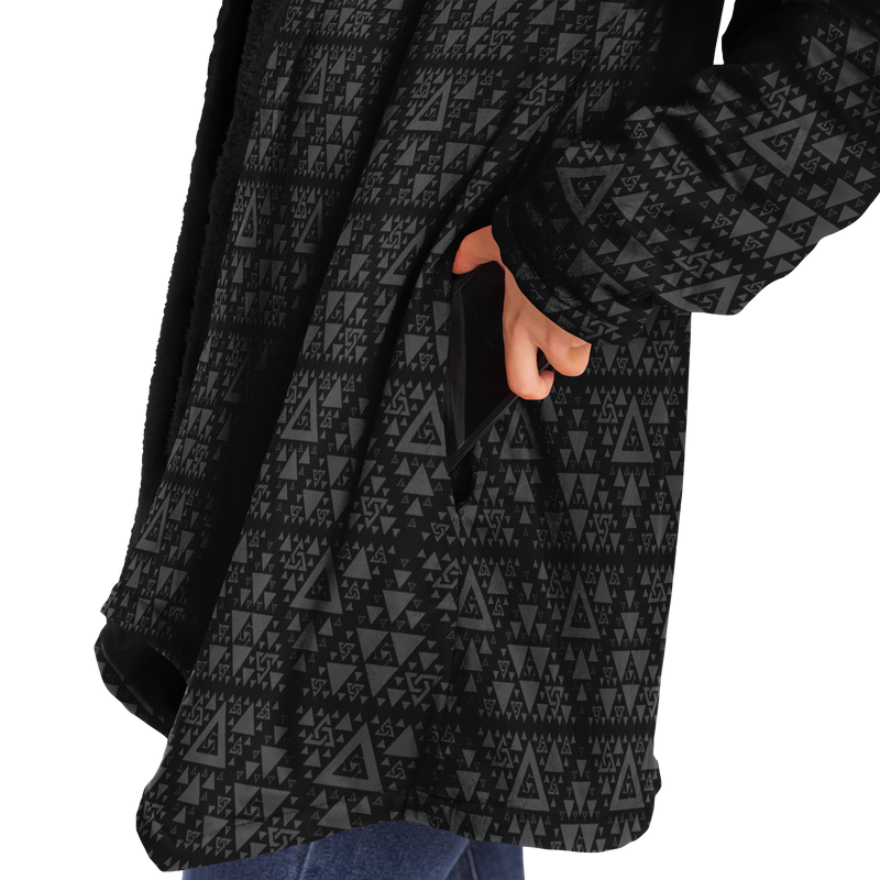 E-MOTION CAPTURE DEEPFLEECE CLOAK